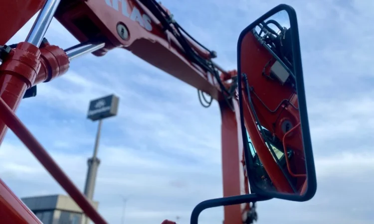 Колісний повноповоротний ескаватор Atlas 1605M - 2007 рік - фото № 10