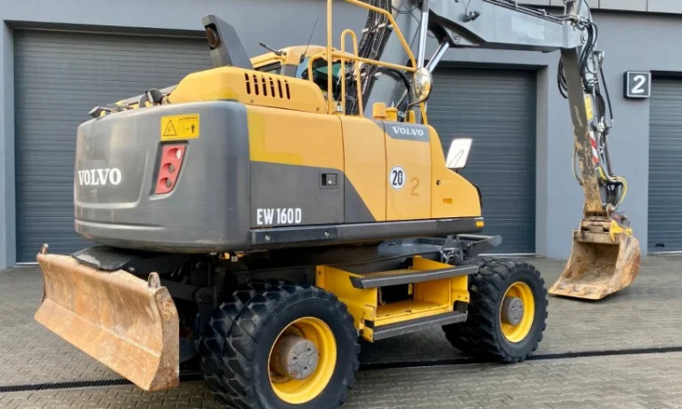 Повноповоротний колісний екскаватор Volvo EW 160D - 2013 рік - фото № 11
