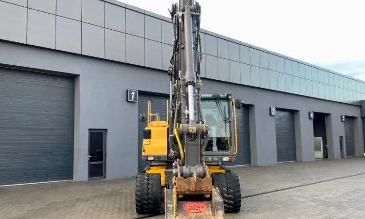 Повноповоротний колісний екскаватор Volvo EW 160D - 2013 рік - фото № 17