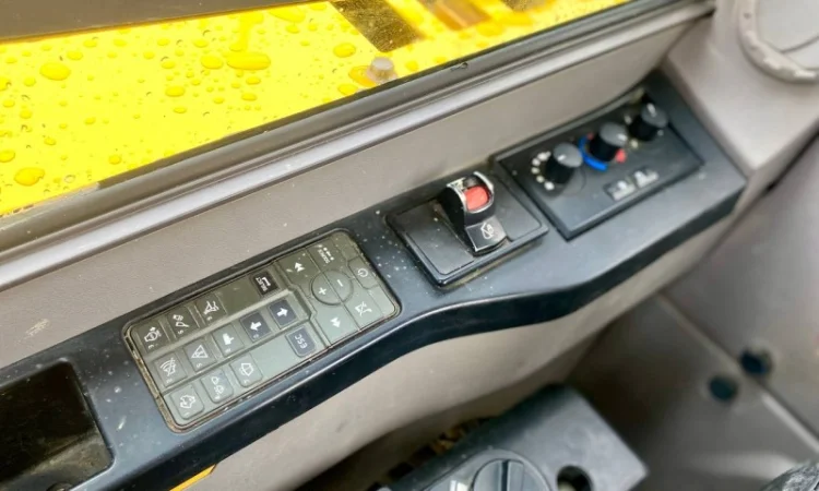 Volvo ECR 58D - 2016 рік - фото № 7