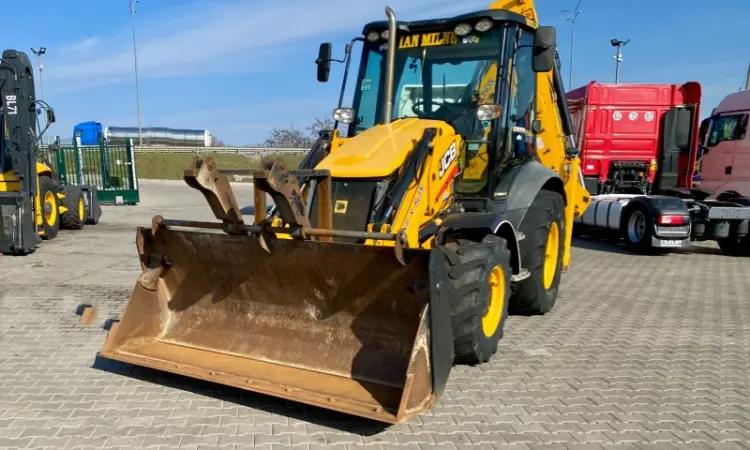 Екскаватор-навантажувач JCB 3CX - 2018 рік - фото № 1