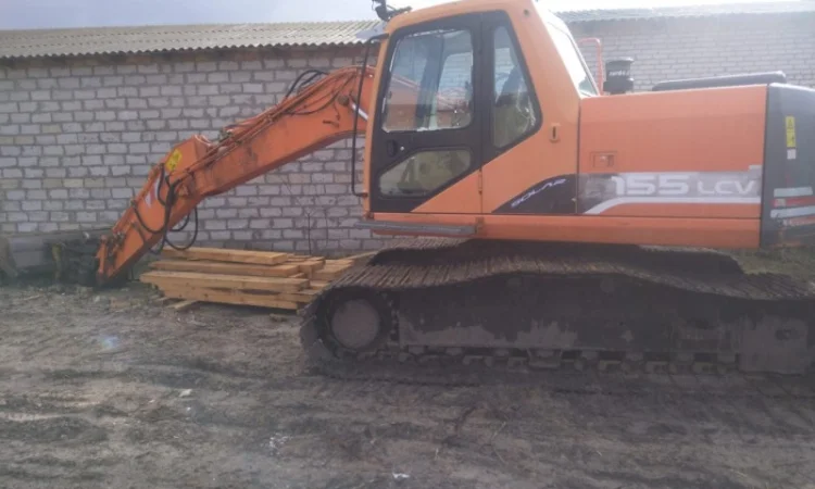 Екскаватор Doosan solar 155 - фото № 3