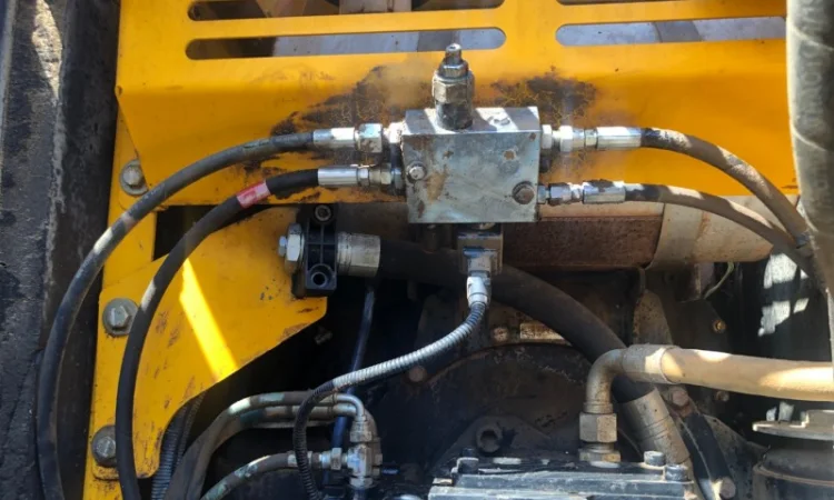 Гусеничный экскаватор JCB JS220LC На складе в Киеве - фото № 14