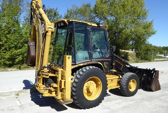 Экскаватор-погрузчик Caterpillar 442 D - фото № 16