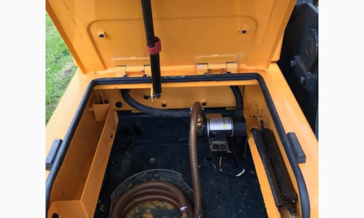 Гусеничный экскаватор Hyundai Robex 140 LC-9 A. Спецтехника б/у - фото № 7