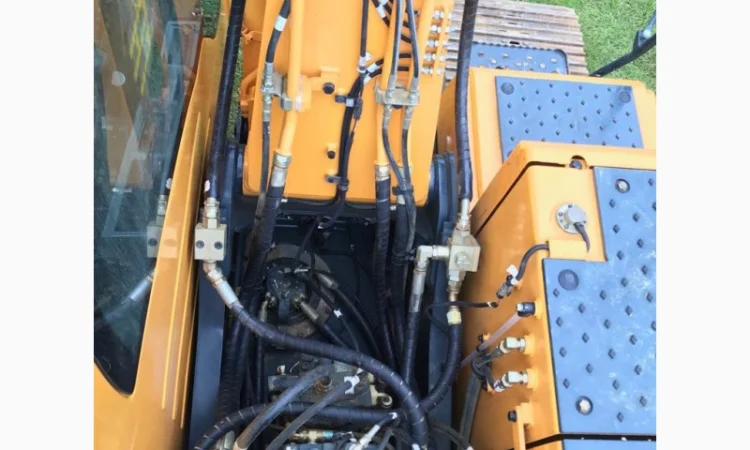 Гусеничный экскаватор Hyundai Robex 140 LC-9 A. Спецтехника б/у - фото № 3