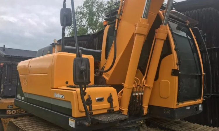 Гусеничный экскаватор Hyundai Robex 140 LC-9 A. Спецтехника б/у - фото № 17