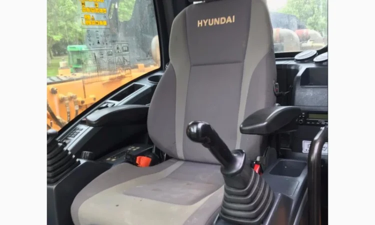 Гусеничный экскаватор Hyundai Robex 140 LC-9 A. Спецтехника б/у - фото № 13