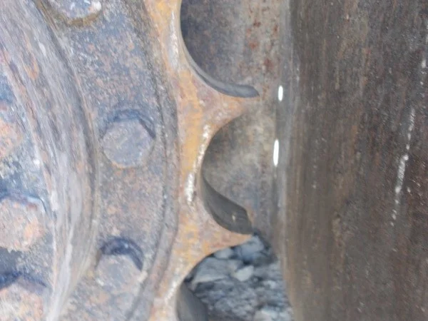 Hitachi ZX225USlc экскаватор на гусеничном - фото № 7