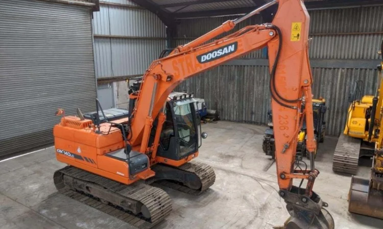 Гусеничный экскаватор Doosan DX 140 LC - фото № 2