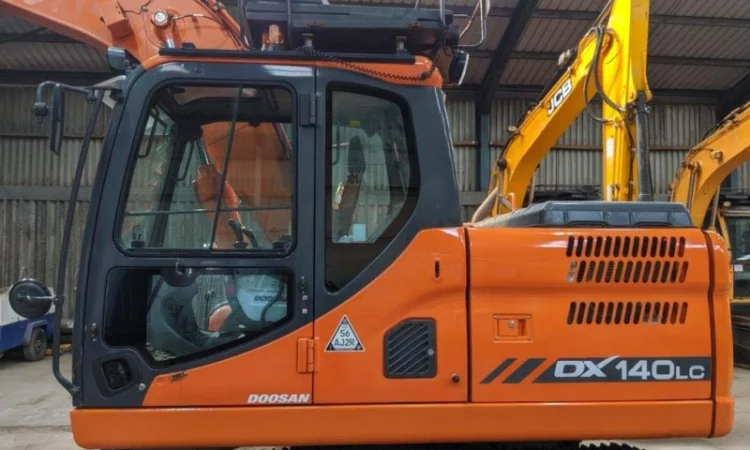 Гусеничный экскаватор Doosan DX 140 LC - фото № 14