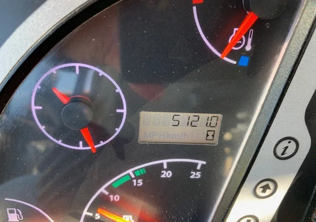 Экскаватор-погрузчик JCB 3CX Contractor. Первый владелец - фото № 10