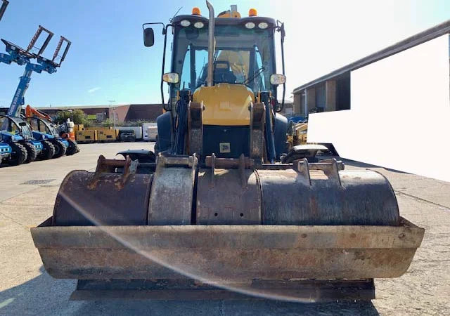 Экскаватор-погрузчик JCB 3CX Contractor. Первый владелец - фото № 6