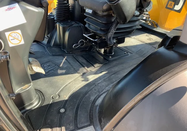 Экскаватор-погрузчик JCB 3CX Contractor. Первый владелец - фото № 8