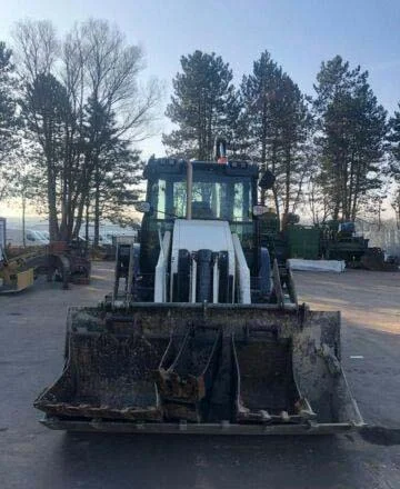 Экскаватор-погрузчик Terex TLB890PS - фото № 14