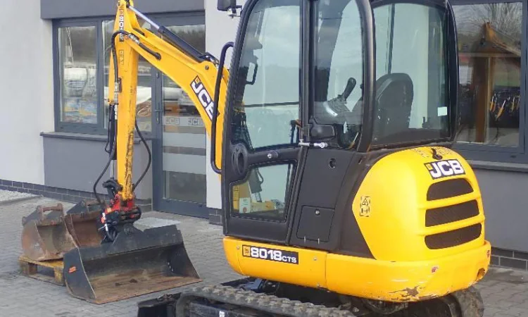 Мини экскаватор JCB 8018 CTS - фото № 3