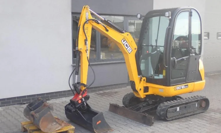 Мини экскаватор JCB 8018 CTS - фото № 4