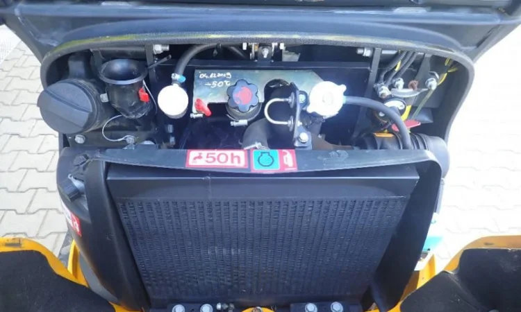 Мини экскаватор JCB 8018 CTS - фото № 9