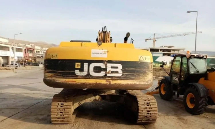 Гусеничный экскаватор JCB JS 360 LC - фото № 7