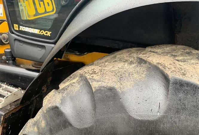 Экскаватор-погрузчик JCB 3CX Contractor - фото № 19