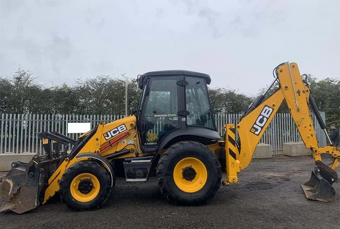 Экскаватор-погрузчик JCB 3CX Contractor - фото № 18