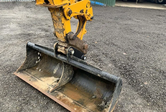 Экскаватор-погрузчик JCB 3CX Contractor - фото № 14