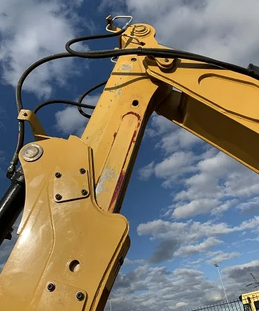 Экскаватор-погрузчик Caterpillar 434 - фото № 3