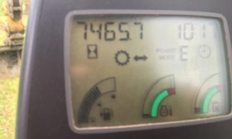 Гусеничный экскаватор JCB JS 160LC - фото № 4