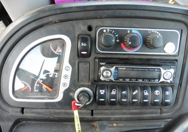 Экскаватор-погрузчик JCB 3 CX Contractor Plus - фото № 11