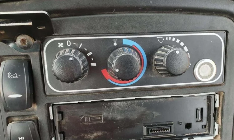 Экскаватор-погрузчик JCB 3CX. Киев - фото № 13