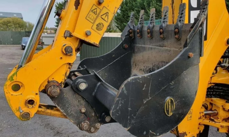 Экскаватор-погрузчик JCB 3CX. Киев - фото № 5