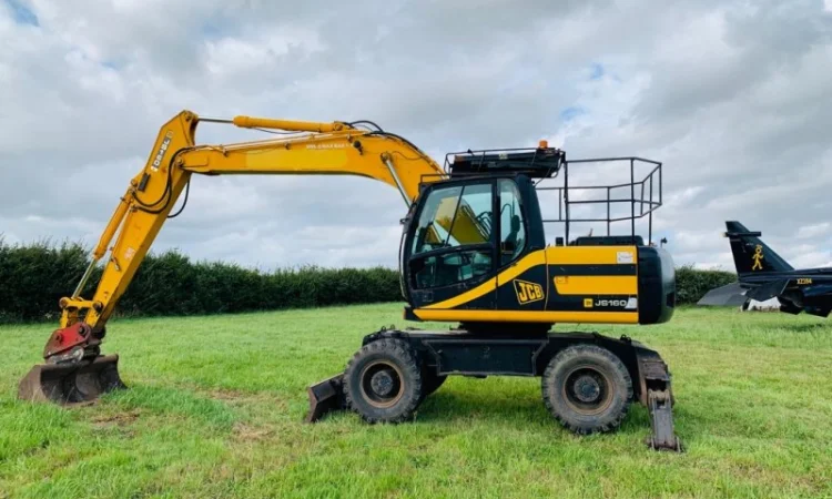 Колесный экскаватор JCB JS160W. Киев - фото № 1