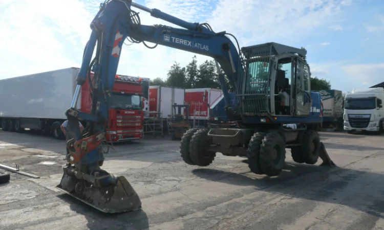 Колесный экскаватор Atlas-Terex 1705 - фото № 1