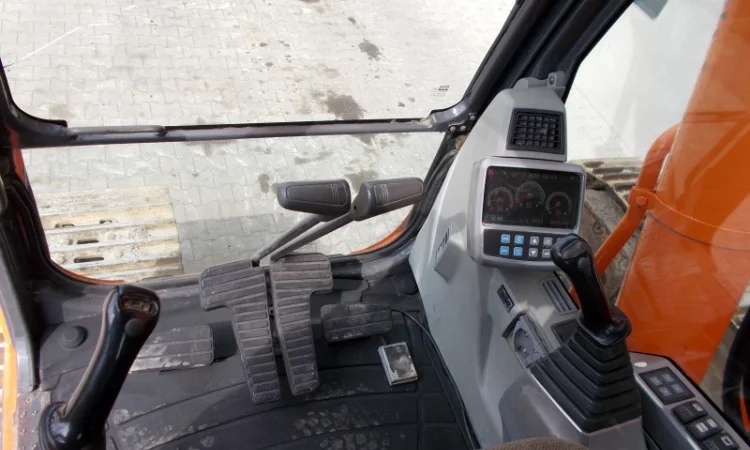 Doosan DX380LC экскаватор - фото № 4