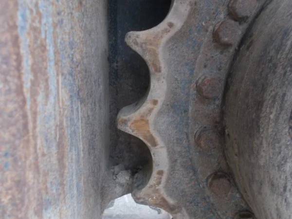 Гусеничный экскаватор Hyundai R220LC-9A - фото № 6