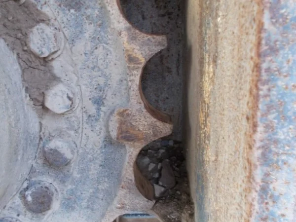 Гусеничный экскаватор JCB JS220LC - фото № 10