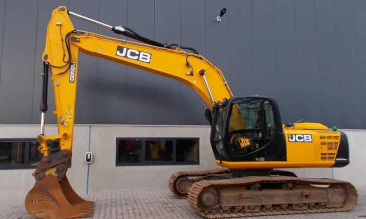 Гусеничный экскаватор JCB JS220LC - фото № 1