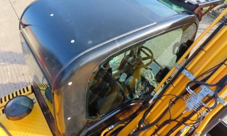 Колесный экскаватор JCB JS 145 W - фото № 14