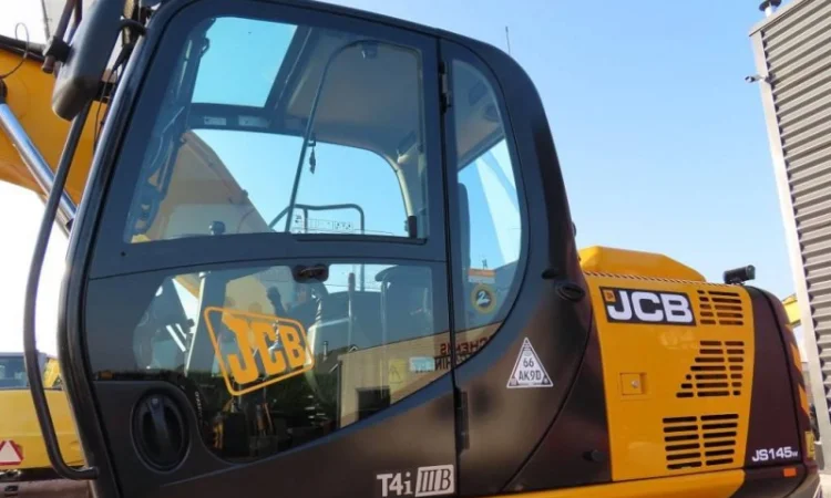 Колесный экскаватор JCB JS 145 W - фото № 6