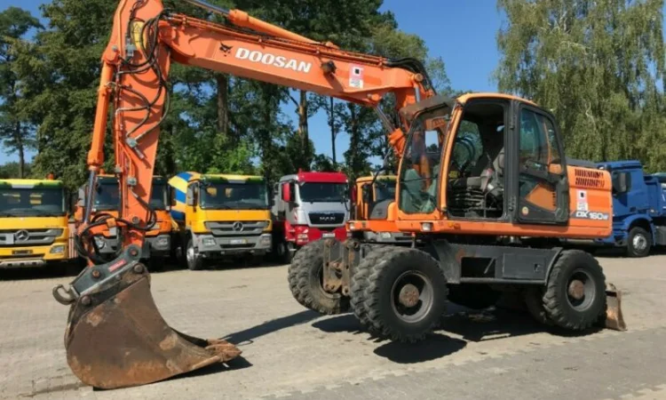 Колесный экскаватор Doosan DX 160 W - фото № 2