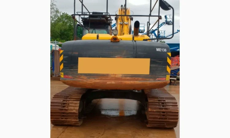 Экскаватор JCB JS220LC - фото № 2