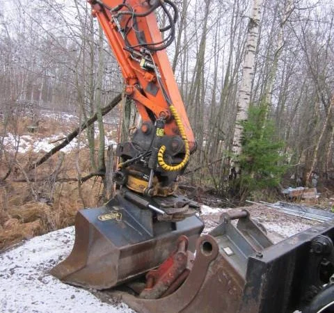 Экскаватор Hitachi ZX 130 W - фото № 6