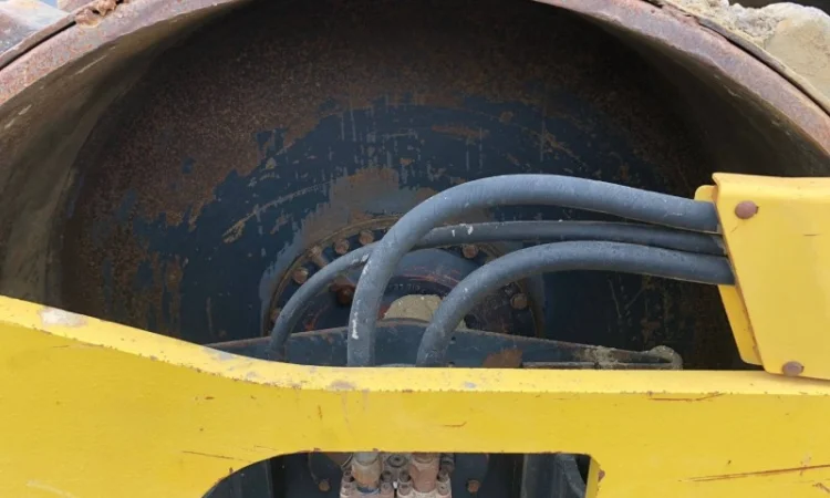 Дорожный каток Bomag BW 213-D4 - фото № 6