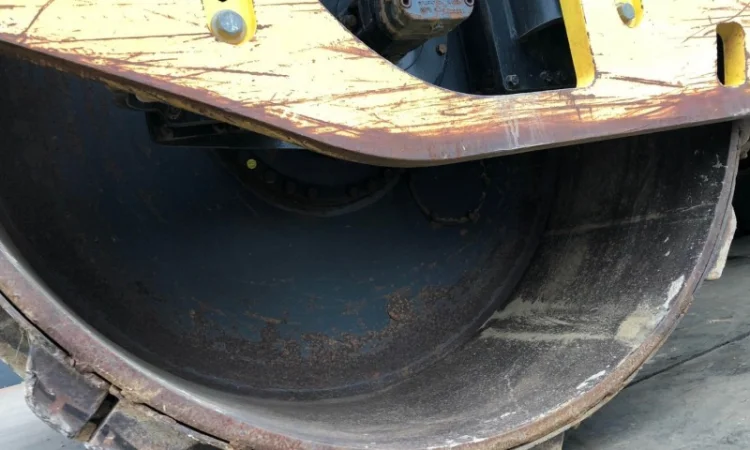 Дорожный каток Bomag BW 213-D4 - фото № 7