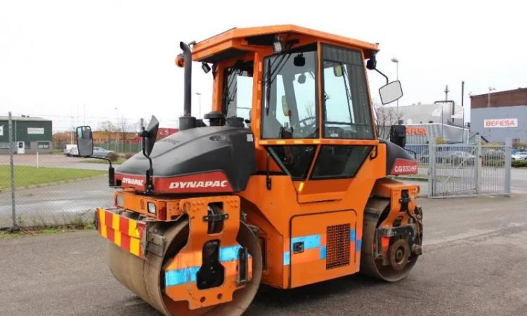 Дорожный каток Dynapac CG 233 HF - фото № 6