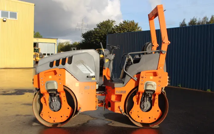 Тандемный каток Hamm HD13VV - фото № 2