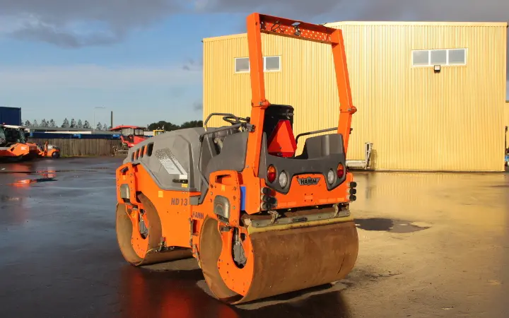 Тандемный каток Hamm HD13VV - фото № 3