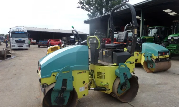 Двухбарабанный каток Ammann ARX26 - фото № 1