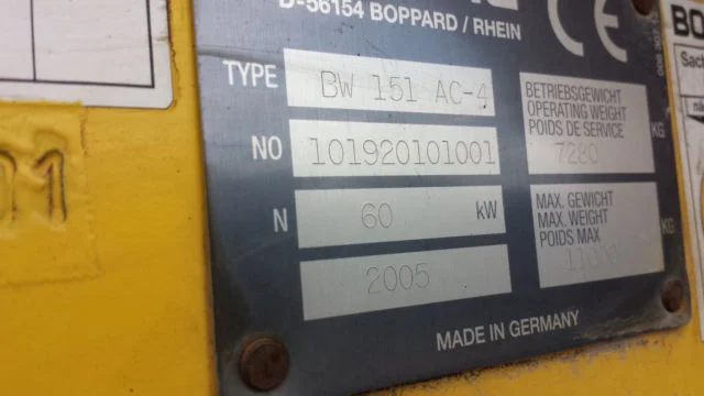 Комбинированный каток Bomag BW 151 AC в наличии - фото № 3