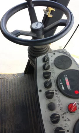 Комбинированный каток Bomag BW 151 AC в наличии - фото № 7